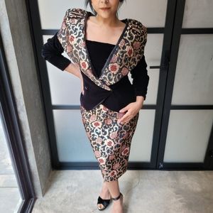 VINTAGE Velvet Set Heirloom 1980s